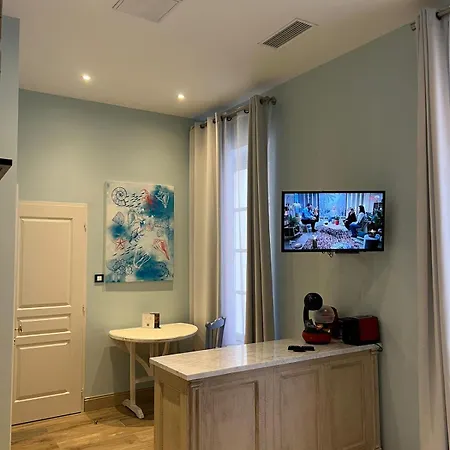 Apartamento Mes à Moi In - Climatisé&patio Privatif - O Pitchoun Pézenas
